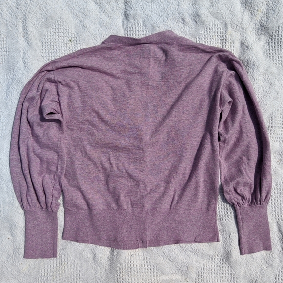 GAP V-Neck Cardigan - Picture 2 of 4